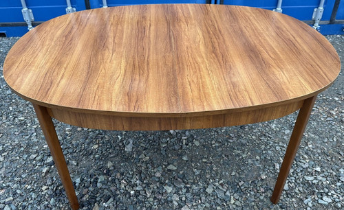 Oval extending dining table - oval,