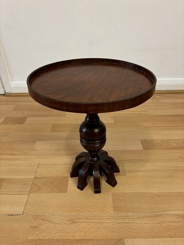 Unique vintage small - unique,